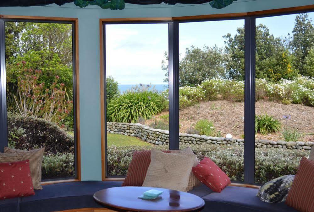 Kapitea Lodge Awatuna Exterior photo